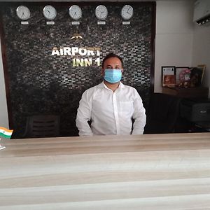 Hotel Airport Inn One